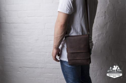 Мужская сумка-планшет коричневая Нью-хейвен - Фабрика сумок «Banzaleather»