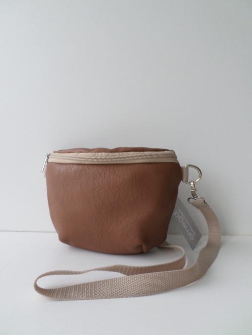 Женская сумка поясная - Фабрика сумок «Омега»