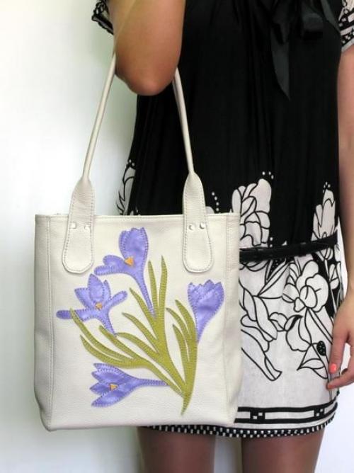 Сумка женская с нежной цветочной аппликацией - Фабрика сумок «Карман»