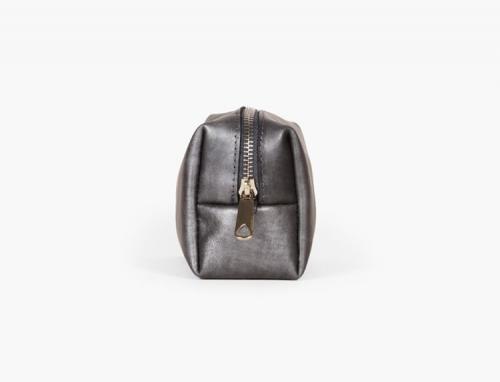 Маленькая кожаная косметичка серого цвета - Фабрика сумок «А-Рада»