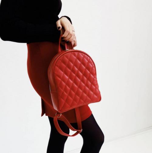 Женский красный рюкзак Zarabackpack - Фабрика сумок «Bobylev»