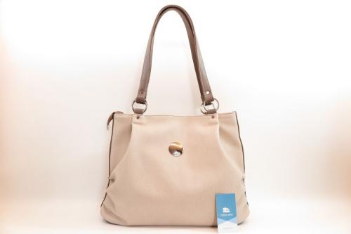 Женская классическая светлая сумка Сумки Питер - Фабрика сумок «Сумки Питер»